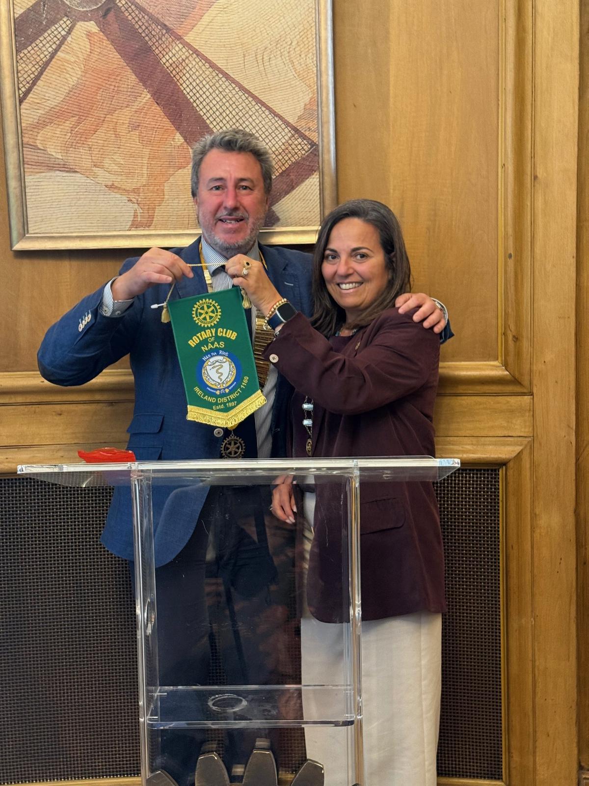 President of Naas Rotary visits Rotary Club of Madrid